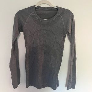 Lululemon Run Swiftly Long Sleeve - Gray